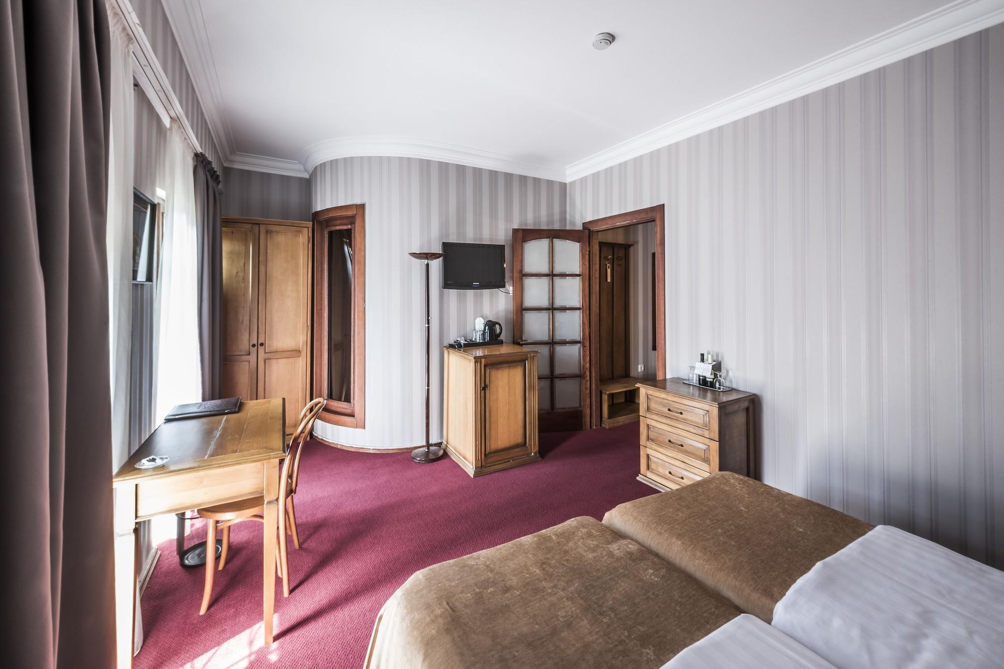 Hotel Kopala Tbilisi Esterno foto