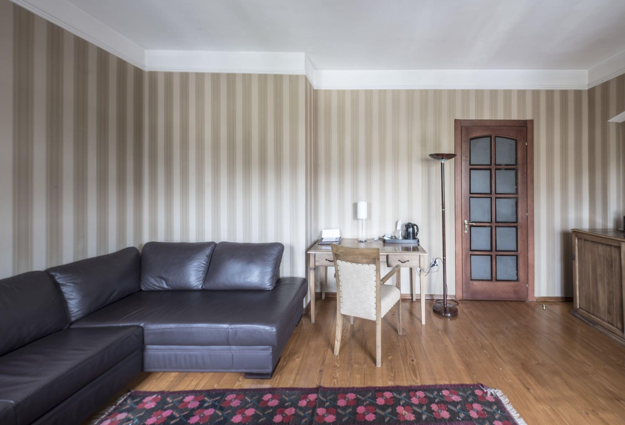 Hotel Kopala Tbilisi Esterno foto