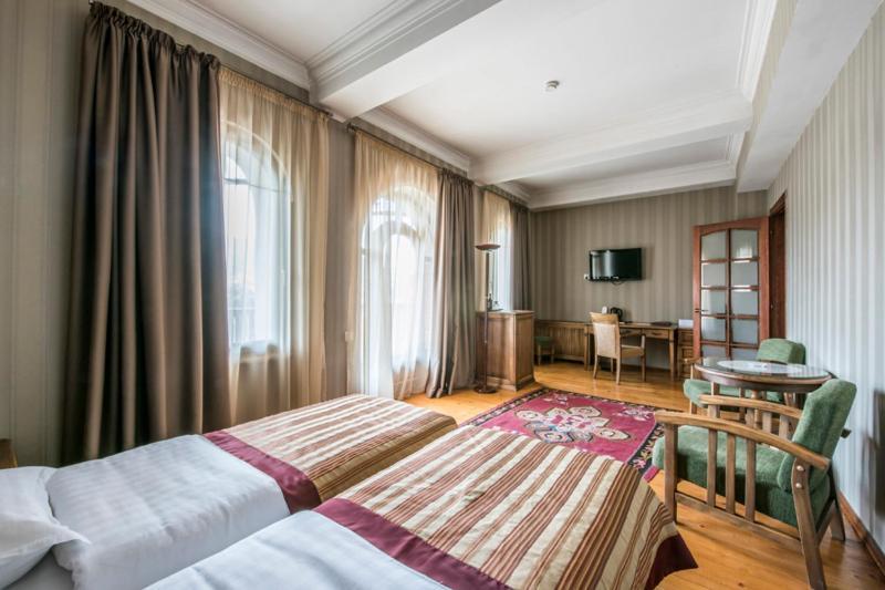 Hotel Kopala Tbilisi Esterno foto