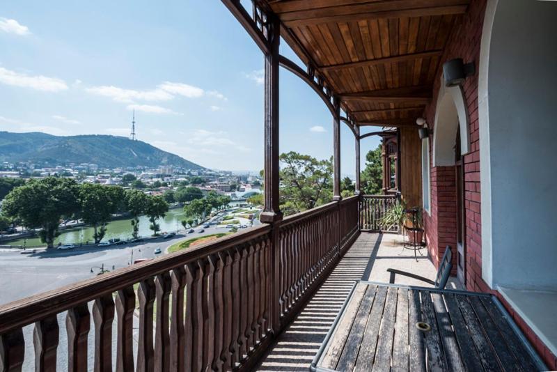Hotel Kopala Tbilisi Esterno foto