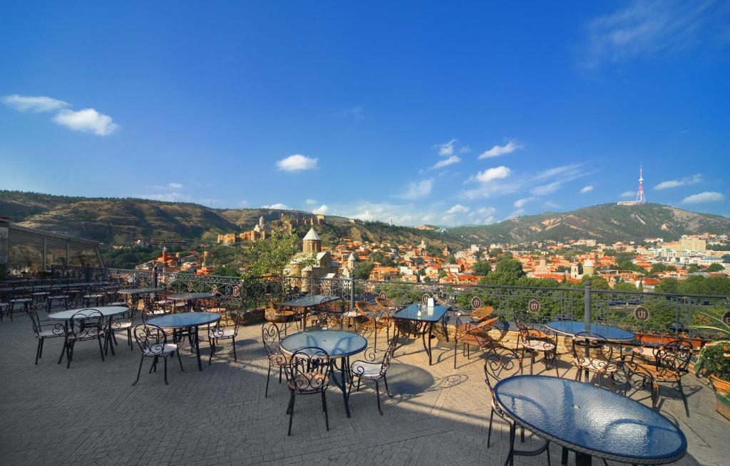 Hotel Kopala Tbilisi Esterno foto