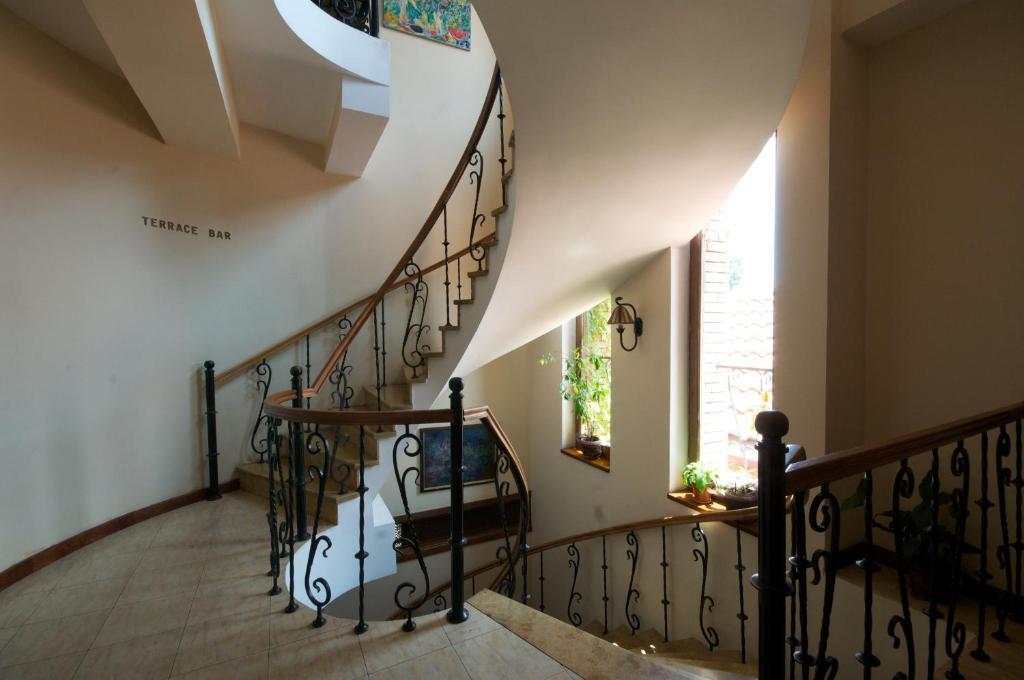 Hotel Kopala Tbilisi Esterno foto